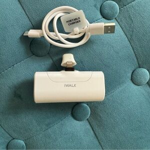 EUC iWalk small portable iPhone/iPad lightening charger